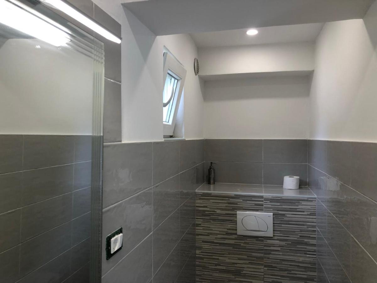 Garden Apartment Palit Bagian luar foto